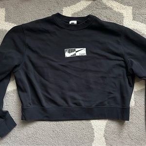 Woman’s Nike Cropped Crewneck